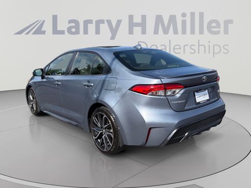 Used 2020 Toyota Corolla SE w/ Carpet Mat Package (TMS) FWD image 3
