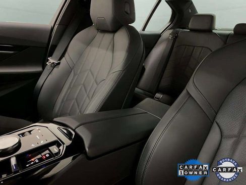 Used 2025 BMW 530i xDrive image 52