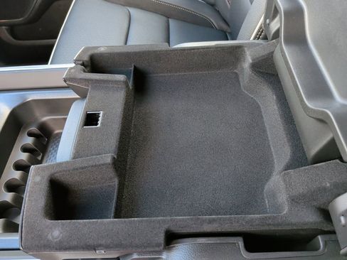 New 2026 RAM 1500 Laramie w/ Night Edition image 38