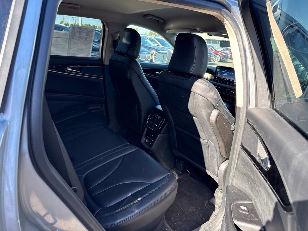 Certified 2023 Lincoln Nautilus AWD w/ Premium Package image 5