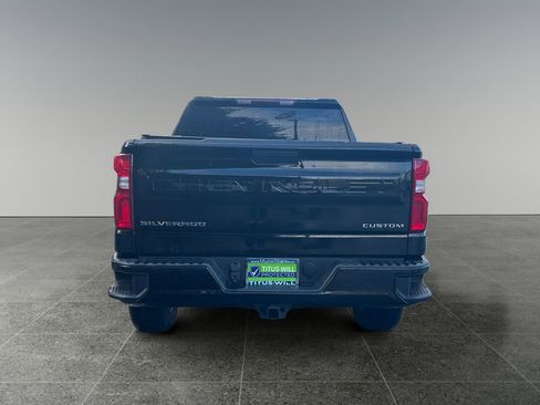 Used 2022 Chevrolet Silverado 1500 Custom w/ Safety Confidence Package image 6