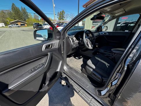 Used 2019 Ford Ranger XLT w/ Equipment Group 302A Luxury AWD/4WD image 10