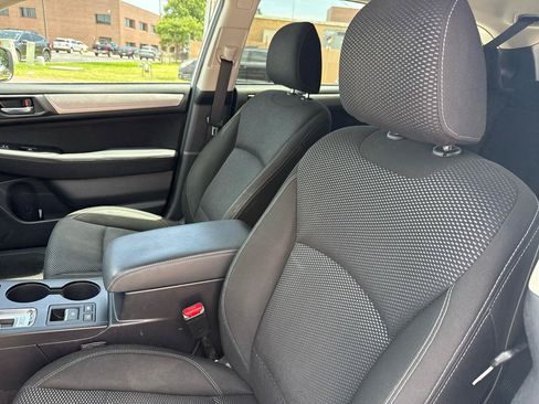 Used 2018 Subaru Outback 2.5i Premium AWD/4WD image 37