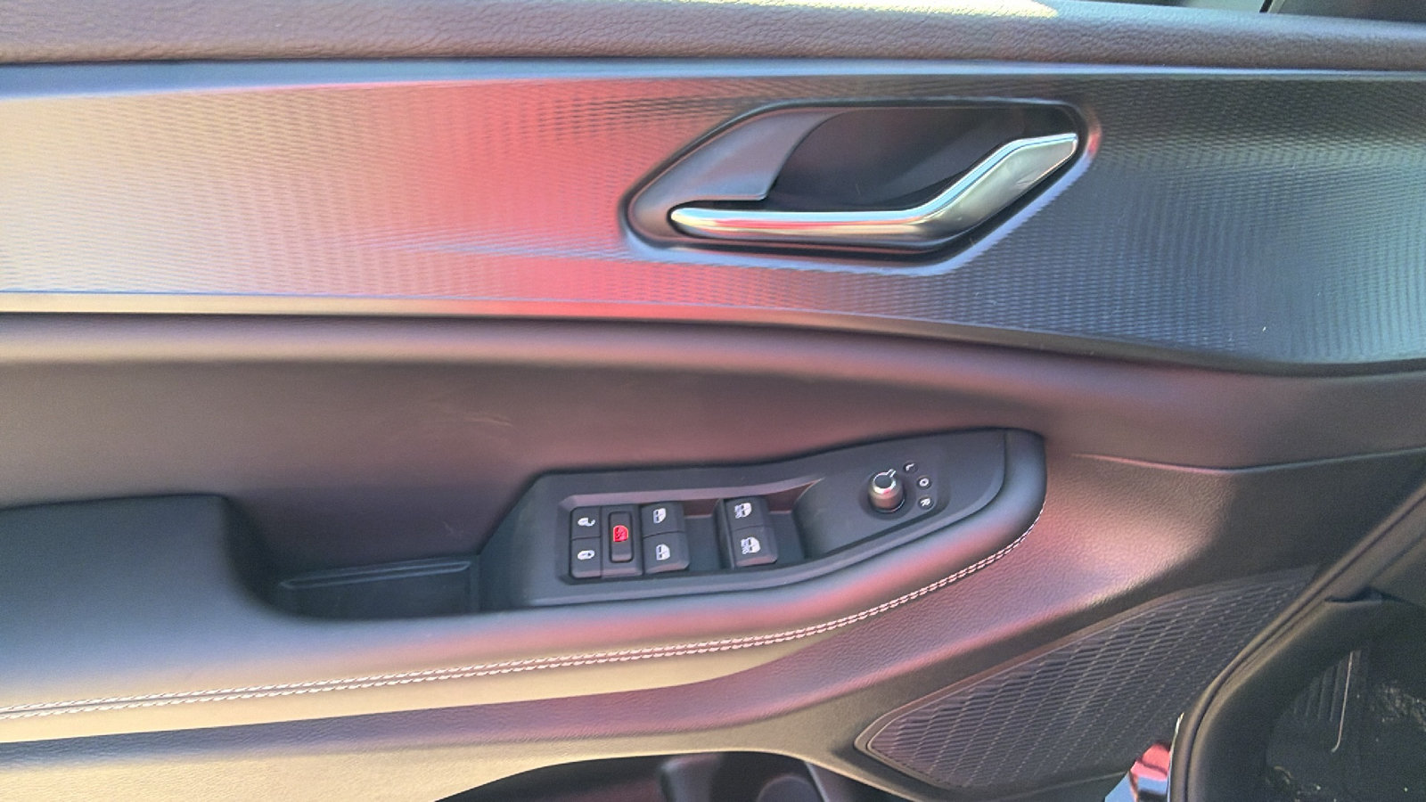 New 2027 Jeep Grand Cherokee Laredo X AWD/4WD image 15