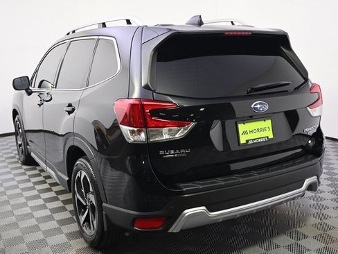 Used 2023 Subaru Forester Touring AWD/4WD image 4