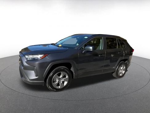 Used 2025 Toyota RAV4 LE image 8
