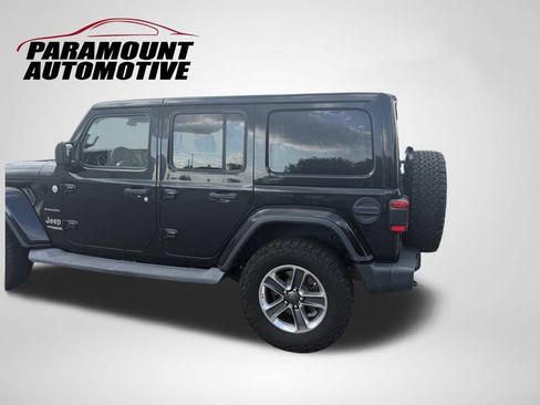 Used 2019 Jeep Wrangler Unlimited Sahara AWD/4WD image 3