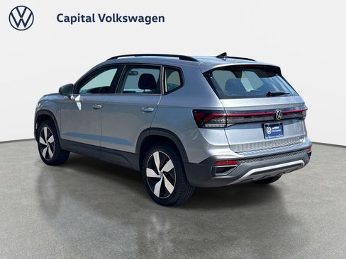 Used 2025 Volkswagen Taos S AWD/4WD image 7