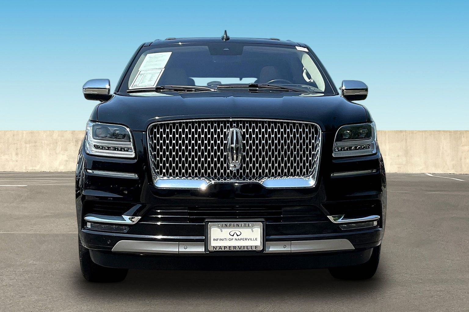 Used 2020 Lincoln Navigator Black Label w/ Cargo Convenience Package AWD/4WD image 2