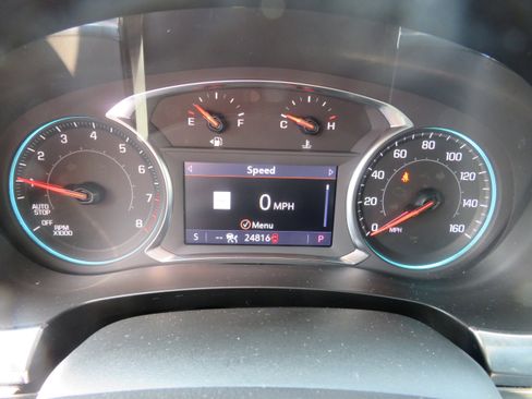 Used 2022 Chevrolet Traverse LT w/ LT Premium Package image 18