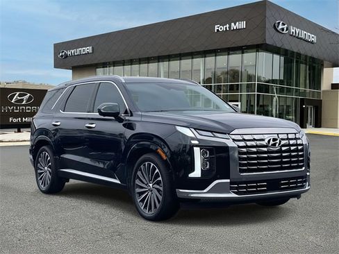 Used 2023 Hyundai Palisade Calligraphy image 1