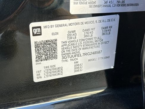 Used 2024 GMC Sierra 1500 AT4X image 34