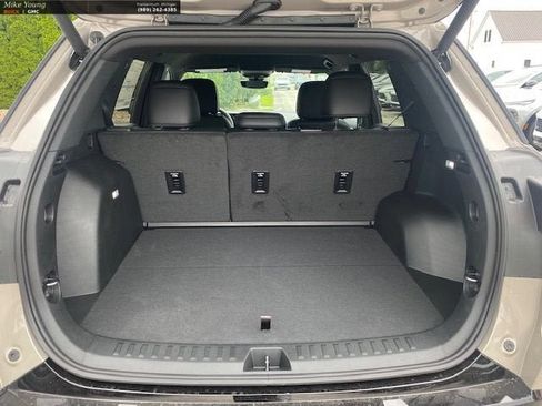 New 2026 GMC Terrain AT4 w/ Convenience Package III AWD/4WD image 5