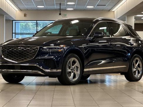 New 2026 Genesis GV70 2.5T AWD/4WD image 8
