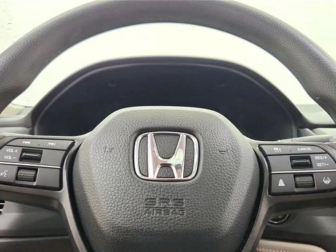 Used 2024 Honda Accord EX image 27
