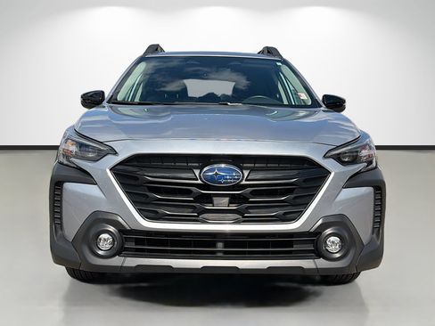 Certified 2025 Subaru Outback Onyx Edition w/ Popular Package #2 image 8