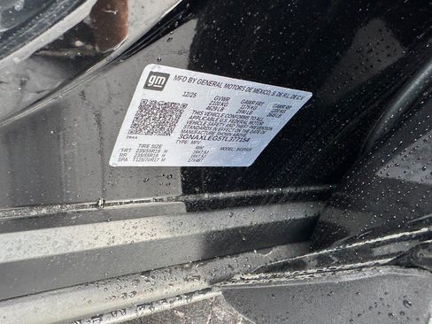 New 2026 Chevrolet Equinox RS w/ Convenience Package III FWD image 18