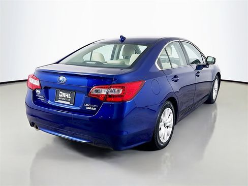 Used 2017 Subaru Legacy 2.5i Premium image 16