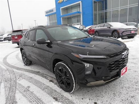 New 2026 Chevrolet Trax ACTIV w/ Driver Confidence Package image 2