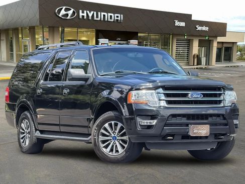 Used 2016 Ford Expedition EL XLT w/ Equipment Group 202A AWD/4WD image 2