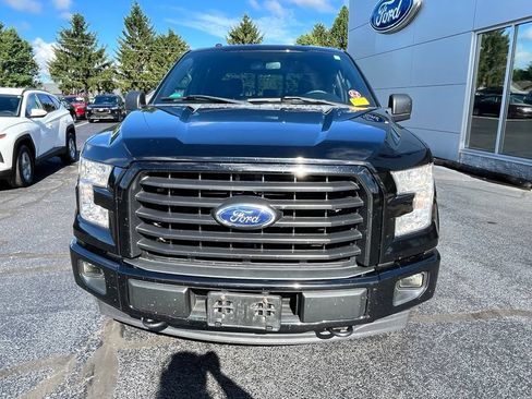 Used 2017 Ford F150 XLT w/ Equipment Group 302A Luxury AWD/4WD image 9