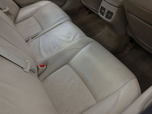 Used 2010 Lexus ES 350 image 16