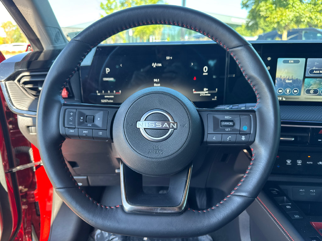 Used 2025 Nissan Kicks SR w/ SR Premium Package FWD image 23