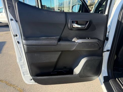 Used 2023 Toyota Tacoma TRD Sport w/ TRD Premium Sport Package AWD/4WD image 24