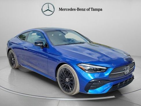 Used 2025 Mercedes-Benz CLE 300 4MATIC Coupe image 4