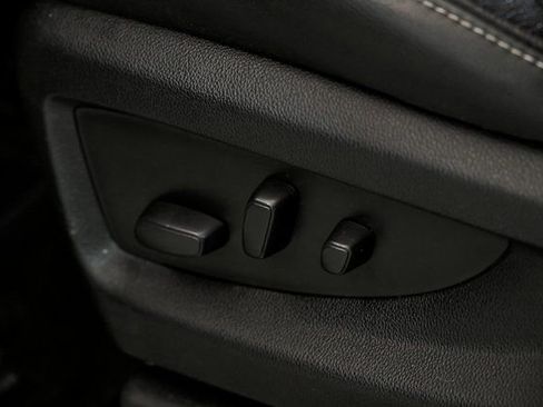 Used 2020 GMC Yukon SLT w/ Premium Edition image 19