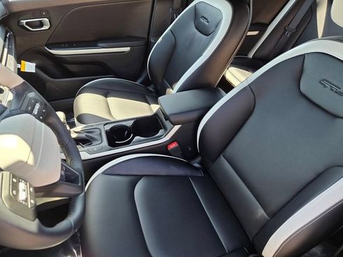 New 2026 Kia K4 GT-Line FWD image 17