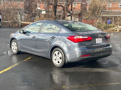 Used 2016 Kia Forte LX image 5