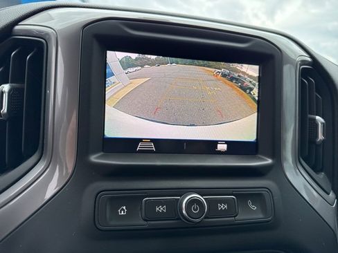 Used 2021 Chevrolet Silverado 1500 Custom Trail Boss image 16