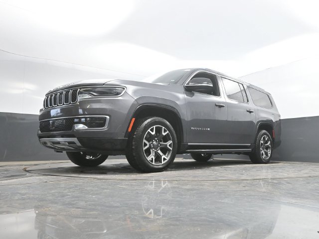 Used 2024 Jeep Wagoneer L Series III w/ Flexible Seating Group AWD/4WD image 51