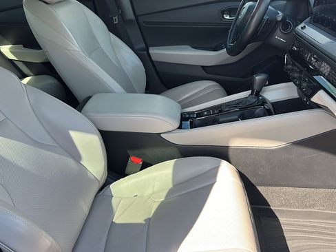 Used 2023 Honda Accord EX-L image 23