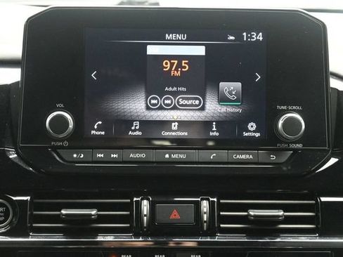 Used 2024 Nissan Pathfinder Rock Creek AWD/4WD image 22