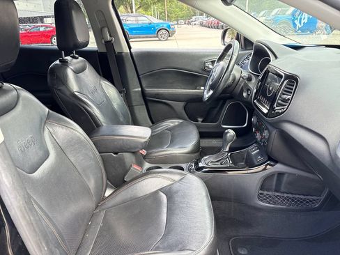 Used 2018 Jeep Compass Limited w/ Safe & Security Group FWD image 31