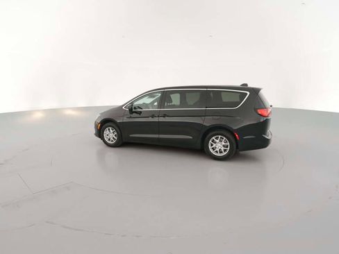 New 2026 Chrysler Voyager LX image 7