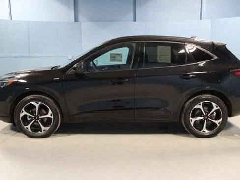 Used 2025 Ford Escape ST-Line Elite w/ Premium Technology Package AWD/4WD image 28