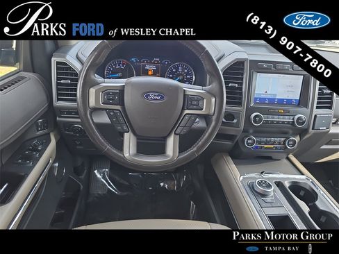 Used 2021 Ford Expedition Max XLT image 12
