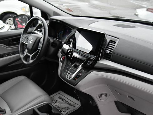 Used 2023 Honda Odyssey EX-L image 52