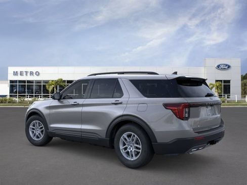 New 2026 Ford Explorer Active w/ Active Comfort Package RWD image 4