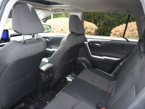 Used 2024 Toyota RAV4 XLE w/ Convenience Package AWD/4WD image 16