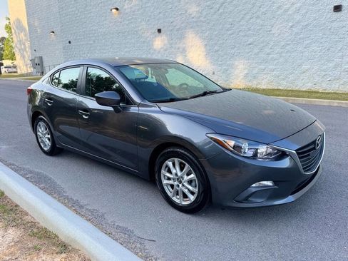 Used 2016 MAZDA MAZDA3 i Sport w/ Preferred Equipment Package FWD image 6