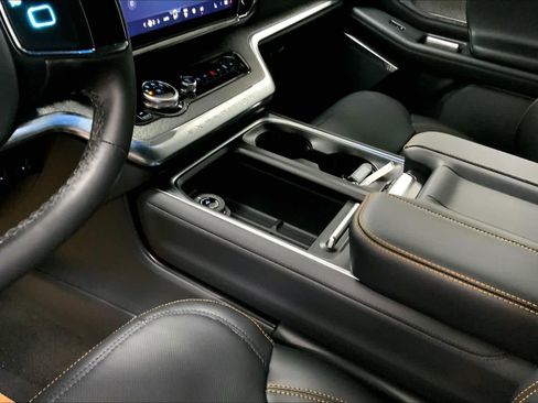 New 2026 Ford Expedition Tremor AWD/4WD image 6