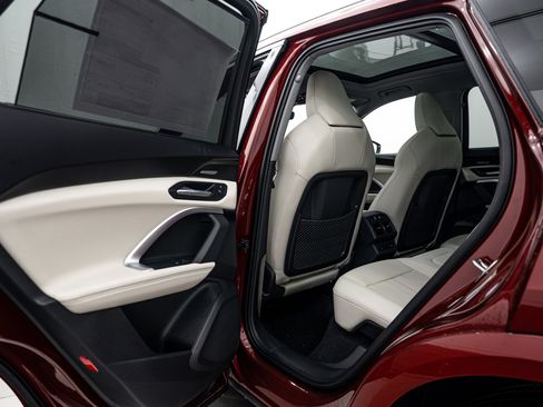 New 2025 Audi Q5 Prestige image 17