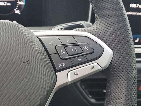 New 2026 Volkswagen Tiguan SE R-Line image 18