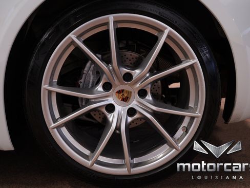 Used 2019 Porsche 718 Cayman RWD image 21
