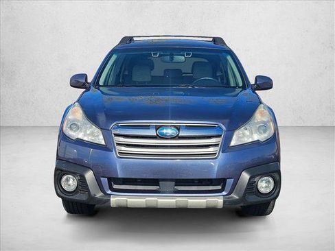 Used 2013 Subaru Outback 3.6R Limited image 2