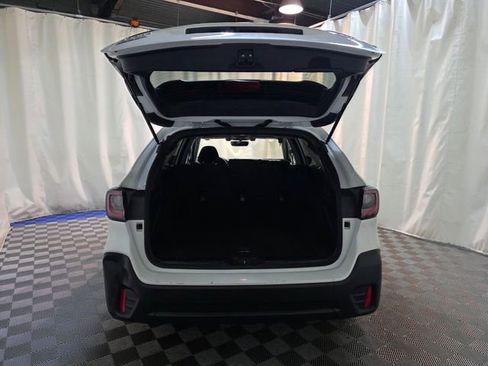 Used 2022 Subaru Outback Premium image 38